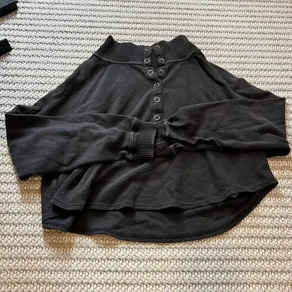 Free People So Fly Henley - Picture 3 of 5